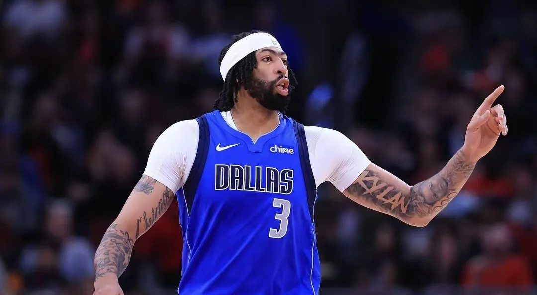 浓眉哥重要时刻大比分获胜，加拿大队带队取胜！比赛高潮迭起的简单介绍